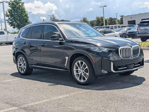 Black Sapphire Metallic 2025 BMW X5 xDrive40i