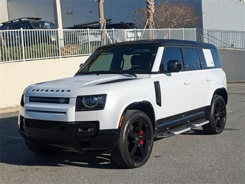 2023 Land Rover Defender 110 V8