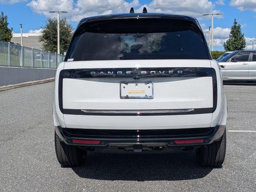 White 2027 Land Rover Range Rover SE