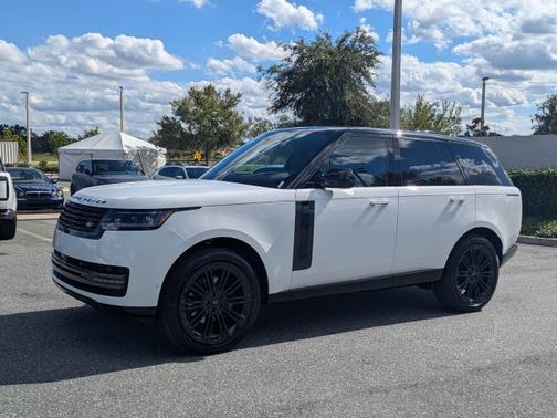 White 2027 Land Rover Range Rover SE