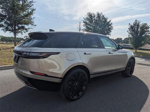2026 Land Rover Range Rover Velar P400 Dynamic SE