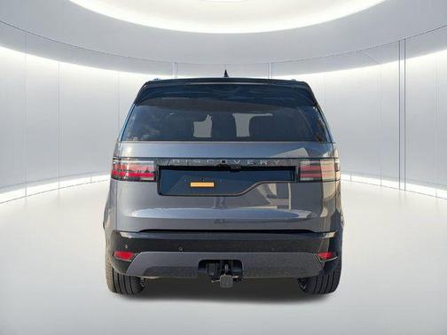 2026 Land Rover Discovery Dynamic SE