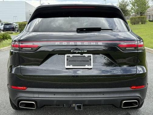 2023 Porsche Cayenne Base