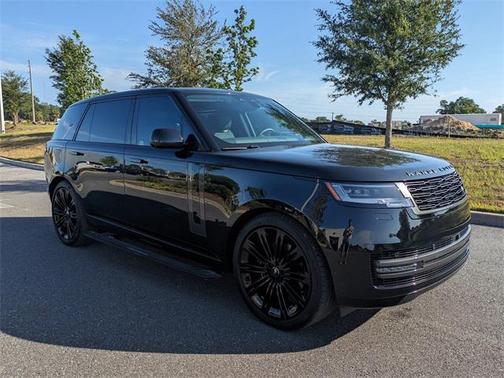 2025 Land Rover Range Rover P400 SE 7 Seat
