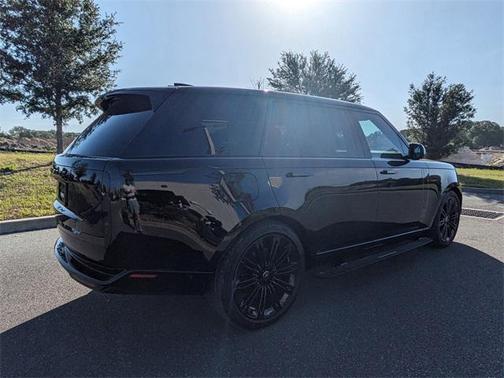 2025 Land Rover Range Rover P400 SE 7 Seat