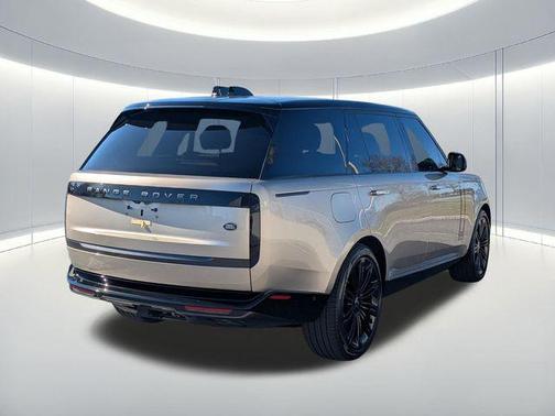 2023 Land Rover Range Rover P530 SE