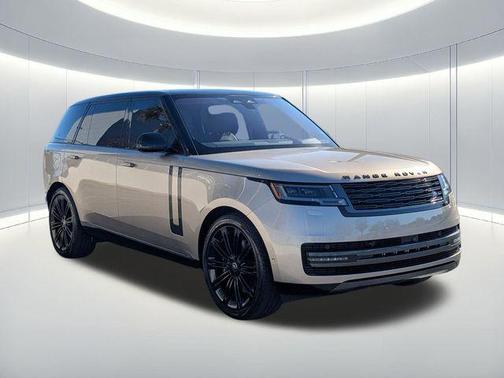 2023 Land Rover Range Rover P530 SE