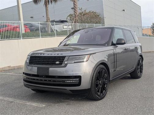 2023 Land Rover Range Rover P530 SE