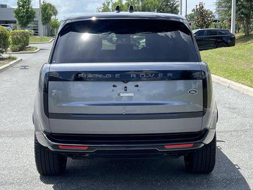 Eiger Gray Metallic 2023 Land Rover Range Rover P530 SE