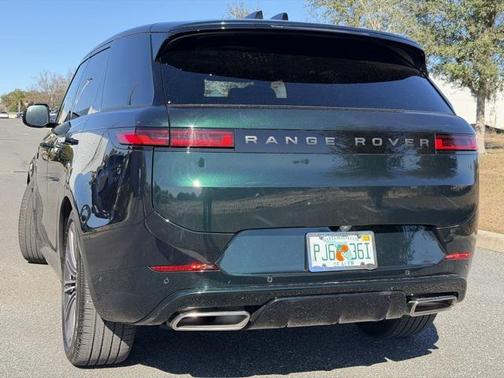2025 Land Rover Range Rover Sport SE