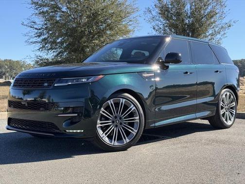 2025 Land Rover Range Rover Sport SE