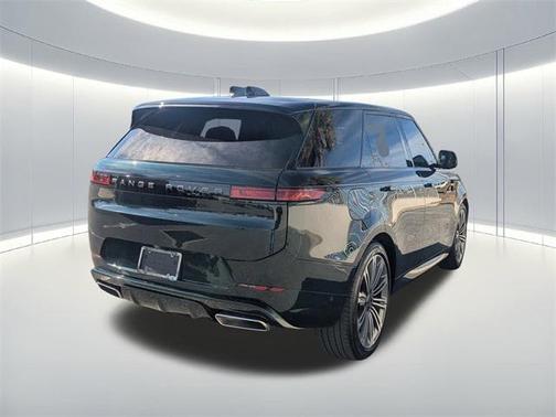 2025 Land Rover Range Rover Sport SE