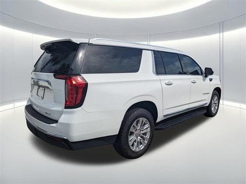 2021 GMC Yukon XL SLT