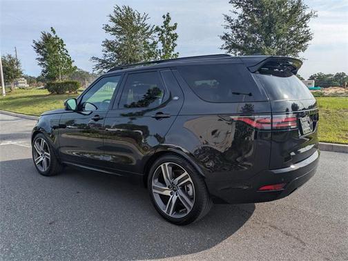 2024 Land Rover Discovery P360 Dynamic SE