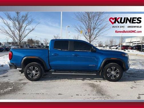 Dynamic Blue Metallic 2023 GMC Canyon AT4