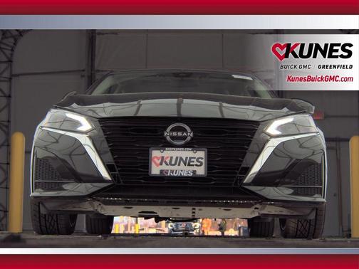 Super Black 2024 Nissan Altima 2.5 SL