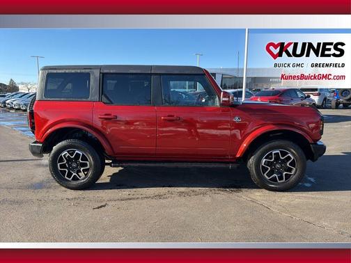 2023 Ford Bronco Outer Banks