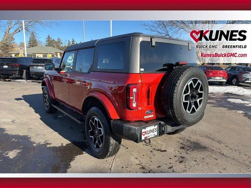 2023 Ford Bronco Outer Banks