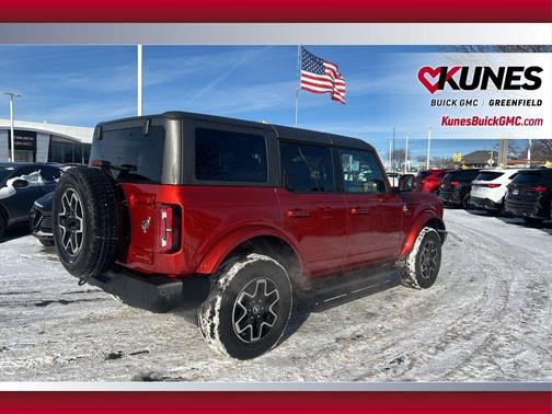 2023 Ford Bronco Outer Banks