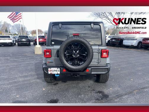 2022 Jeep Wrangler Unlimited 4xe Sahara