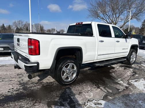2015 GMC Sierra 2500 Denali