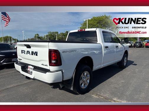 Bright White Clearcoat 2025 RAM 2500 Big Horn Crew Cab 4x4 6'4' Box