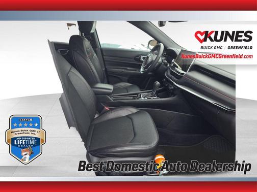 Silver Zynith Metallic Clearcoat 2024 Jeep Compass Trailhawk