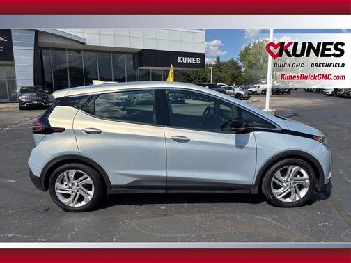 2023 Chevrolet Bolt EV FWD 1LT