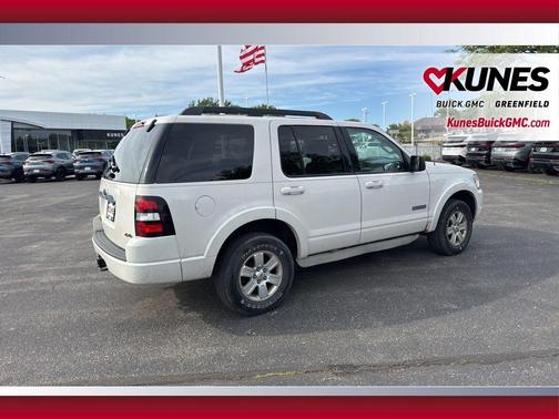 White 2008 Ford Explorer XLT
