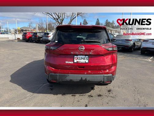 2025 Nissan Rogue SV