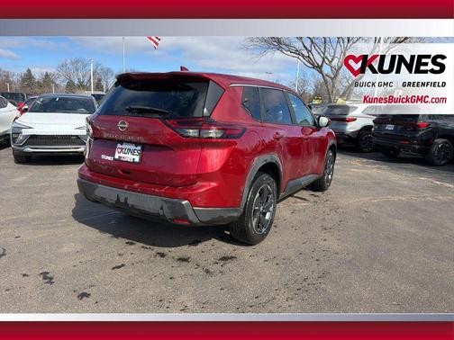 2025 Nissan Rogue SV