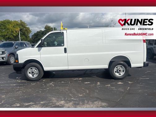 2025 GMC Savana 2500 Work Van