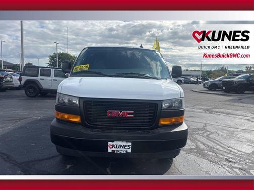 2025 GMC Savana 2500 Work Van