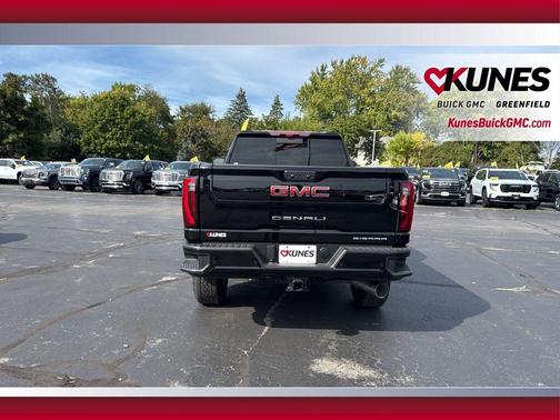 2025 GMC Sierra 2500 Denali