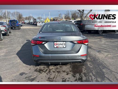 2022 Nissan Sentra SV