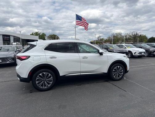 Summit White 2024 Buick Envision Preferred AWD