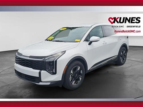White 2026 Kia Sportage LX