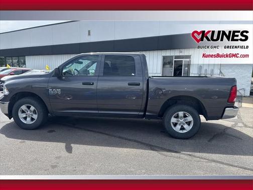 2022 RAM 1500 Classic SLT