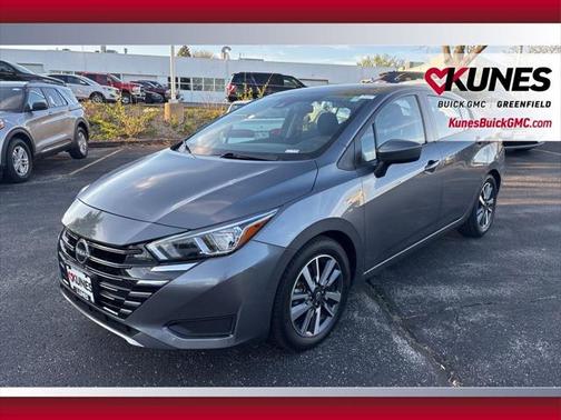 2023 Nissan Versa 1.6 SV