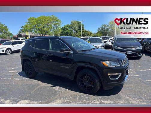 Diamond Black Crystal Pearlcoat 2018 Jeep Compass Limited