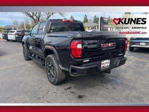 Onyx Black 2026 GMC Canyon Elevation