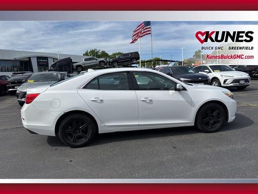 Summit White 2013 Chevrolet Malibu 1LT