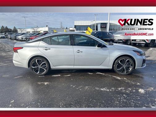 2024 Nissan Altima SR FWD