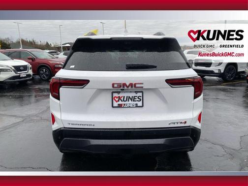 2026 GMC Terrain AWD AT4