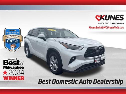 2022 Toyota Highlander LE