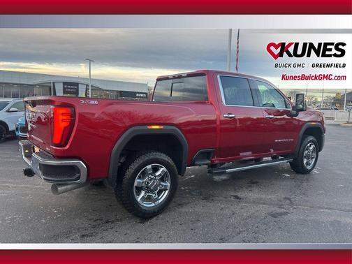 2026 GMC Sierra 3500 SLT