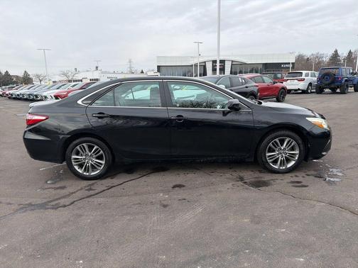 2015 Toyota Camry SE