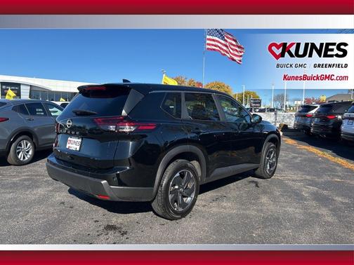 2025 Nissan Rogue SV