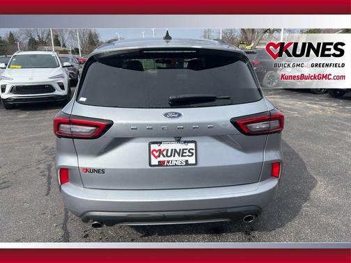 Silver Metallic 2024 Ford Escape ST-Line