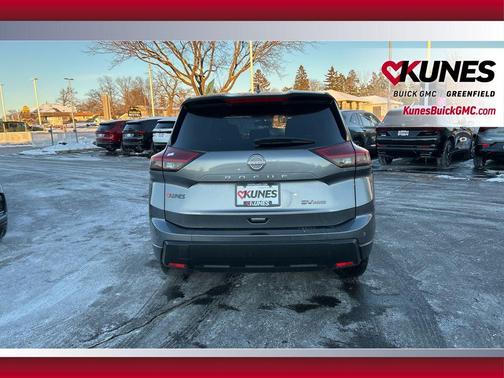 2024 Nissan Rogue SV